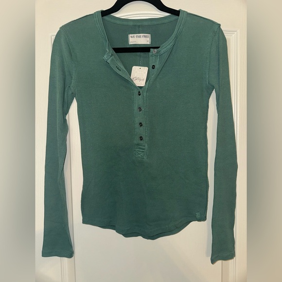 We The Free Jamie Henley Top Emerald Size M NWT - Picture 3 of 4